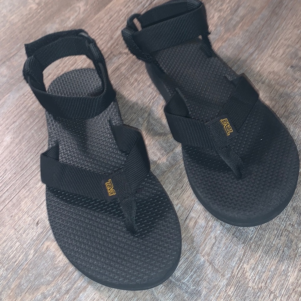 teva sandals